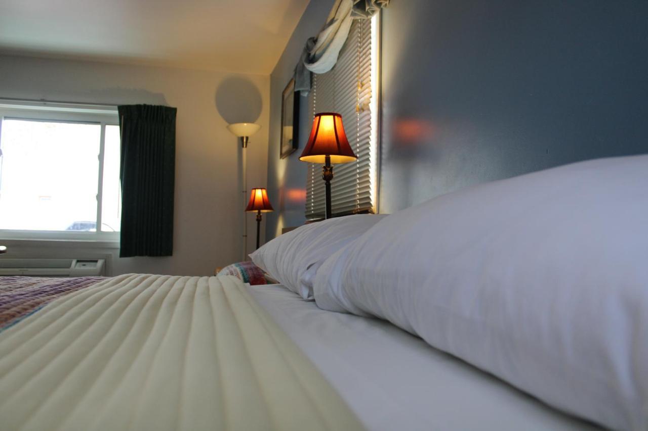 River Road Motel Wisconsin Dells Dış mekan fotoğraf