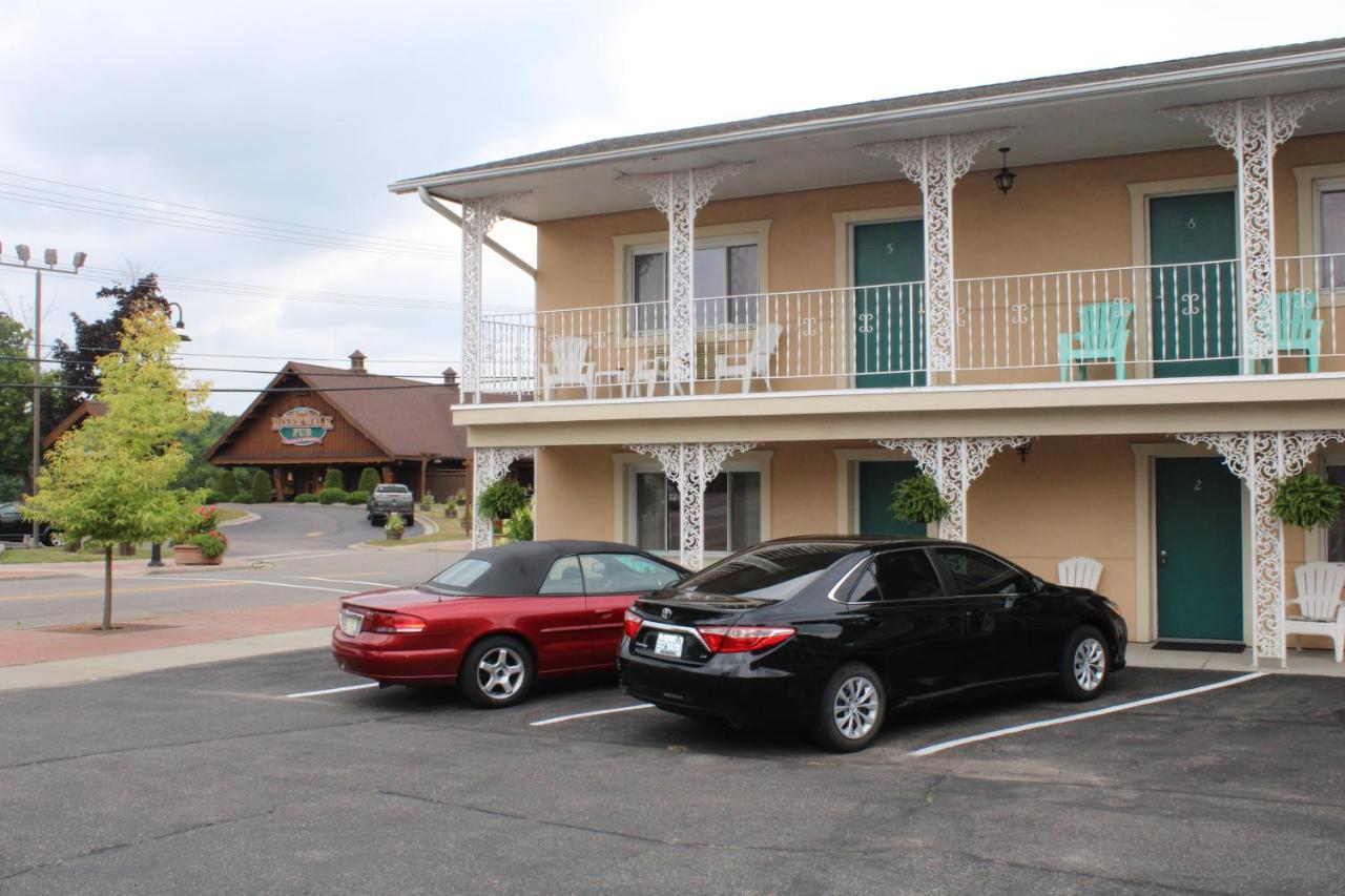 River Road Motel Wisconsin Dells Dış mekan fotoğraf